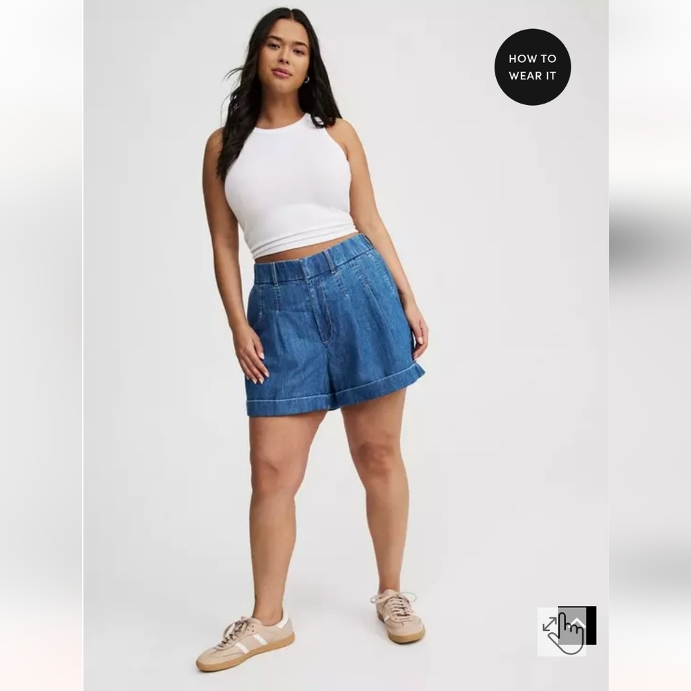 Torrid 3.5'' Pleated Trouser Short, Size 18